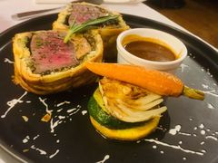 -塞纳河法国餐厅(意式风情街店)