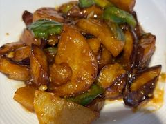 -关东小磨东北菜(上海长风大悦城店)