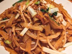 -老广酒楼(樱花店)