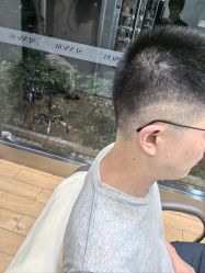 -首脑美发沙龙