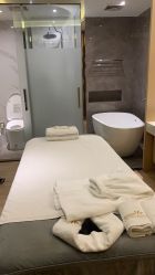 -香港倾城国际·美容美体中心