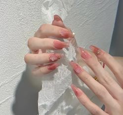 -莎拉美学·美甲美睫