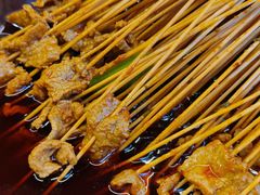 -拈签一笑黄牛肉辣卤串串