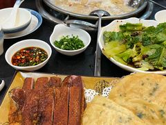 -老来福·非遗酸汤兔(凯旋路店)