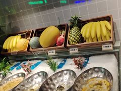-金滏山烤肉·海鲜·火锅自助餐厅(襄阳万达店)