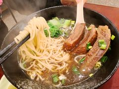 -尊品原汁牛肉面