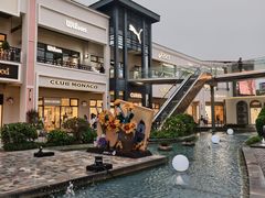 -百联奥特莱斯广场(上海青浦店)