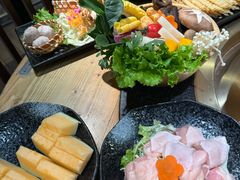 -湊湊火锅·茶憩(南京东路悦荟店)