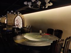包厢-壹号院音乐餐厅•烤全羊•新疆菜(浐灞店)