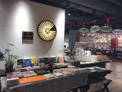 -光海书局(南京东路第一百货店)