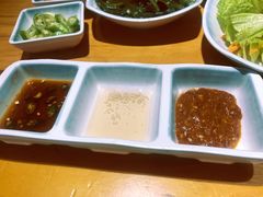 -唯成•韩国炭火烤肉 유성고기