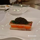我愿称之为外滩最优雅的约会仪式感法餐厅