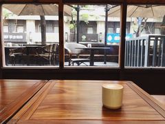 靠窗位-VESH COFFEE(定西路店)