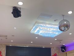 -沪华海鲜大酒楼(南汇店)