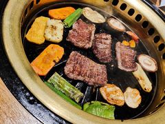 -炼火烤肉店