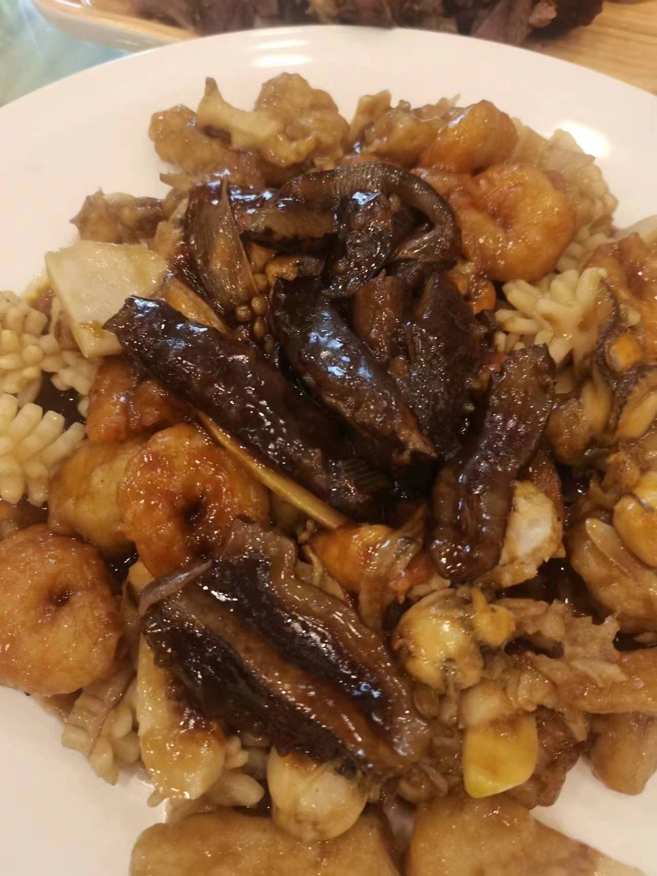 五一和家人来双盛园妈妈的味道香工街店吃饭,大连老字号很棒,美食的