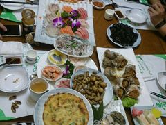 -青瓦餐厅·生鱼片·韩园烤肉(西塔店)