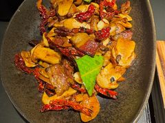 -Ameigo梅果·云贵川bistro(长宁来福士店)