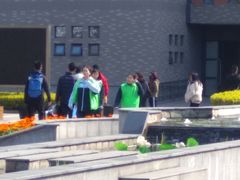 -上海师范大学附属中学(三林校区)