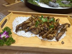 -新疆伊秀清真餐厅