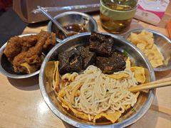 -柳州肥姨妈大骨螺蛳粉(沙河店)
