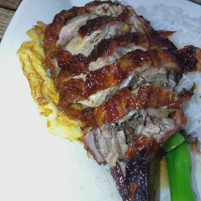 肥佬烧鹅(衙边店)-"在沙井这个地方,27块一份烧鹅,没有送例.