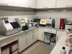 -宠颐生中康贝怡动物医院