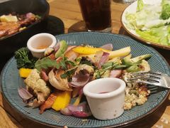 牛油果杂粮沙拉-良木缘咖啡西餐(优品道广场店)