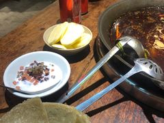 -四小区火锅·巷子里的重庆火锅(花照壁店)
