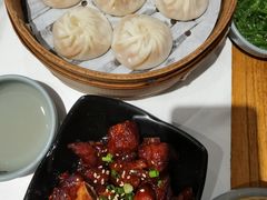 -馋三尺蟹粉小笼(人民广场店)