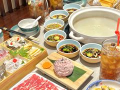 -四点金粥底火锅(沂州里店)
