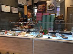 面包甜点陈列柜-巴黎贝甜(国贸店)