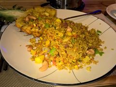 菠萝炒饭-山色柴火烤披萨·原切牛扒