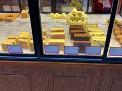 面包甜点陈列柜-鼎丰真(重庆路店)