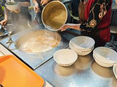 -周震馄饨(雅达阳羡溪山店)