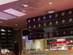 -荣誉国际酒店-云顶旋转餐厅