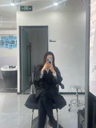 -V7 HAIR SALON
