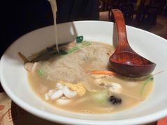-荣家黄鱼面(南京西路店)