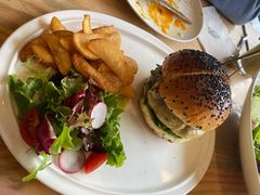 招牌牛肉汉堡-UPPER KITCHEN(延安路店)