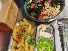 -马路牙子烧烤音乐酒馆(望京店)