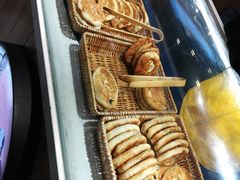 -汇吃汇喝美食街(上海建发浦悦荟广场店)