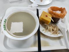 豌豆黄-老磁器口豆汁店(天坛店)
