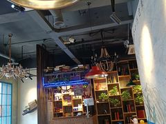 -小小河边鱼(天润城店)