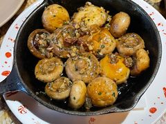 香煎小蘑菇-BROWNSTONE布朗石西班牙餐厅(富城店)