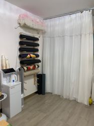 -闺蜜瑜伽·普拉提女性塑形馆