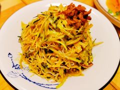 东北家常凉菜-老江南春·中国龙菜(衡山路店)