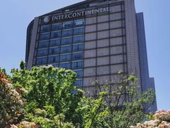 -青岛海尔洲际酒店