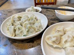 -周家大连水饺(美专校街店)