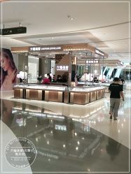 -六福珠寶(巴黎春天五角场店)