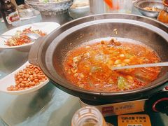 -呷湘厨·鱼汤捞饭·剁椒鱼头·辣椒炒肉(国家会展中心店)